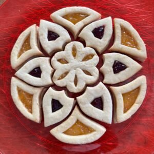 Flower Cookie Cutter Set For Linecké - Black - 1” Depth - Graduated Sizes - Plus Linecke Recipe!