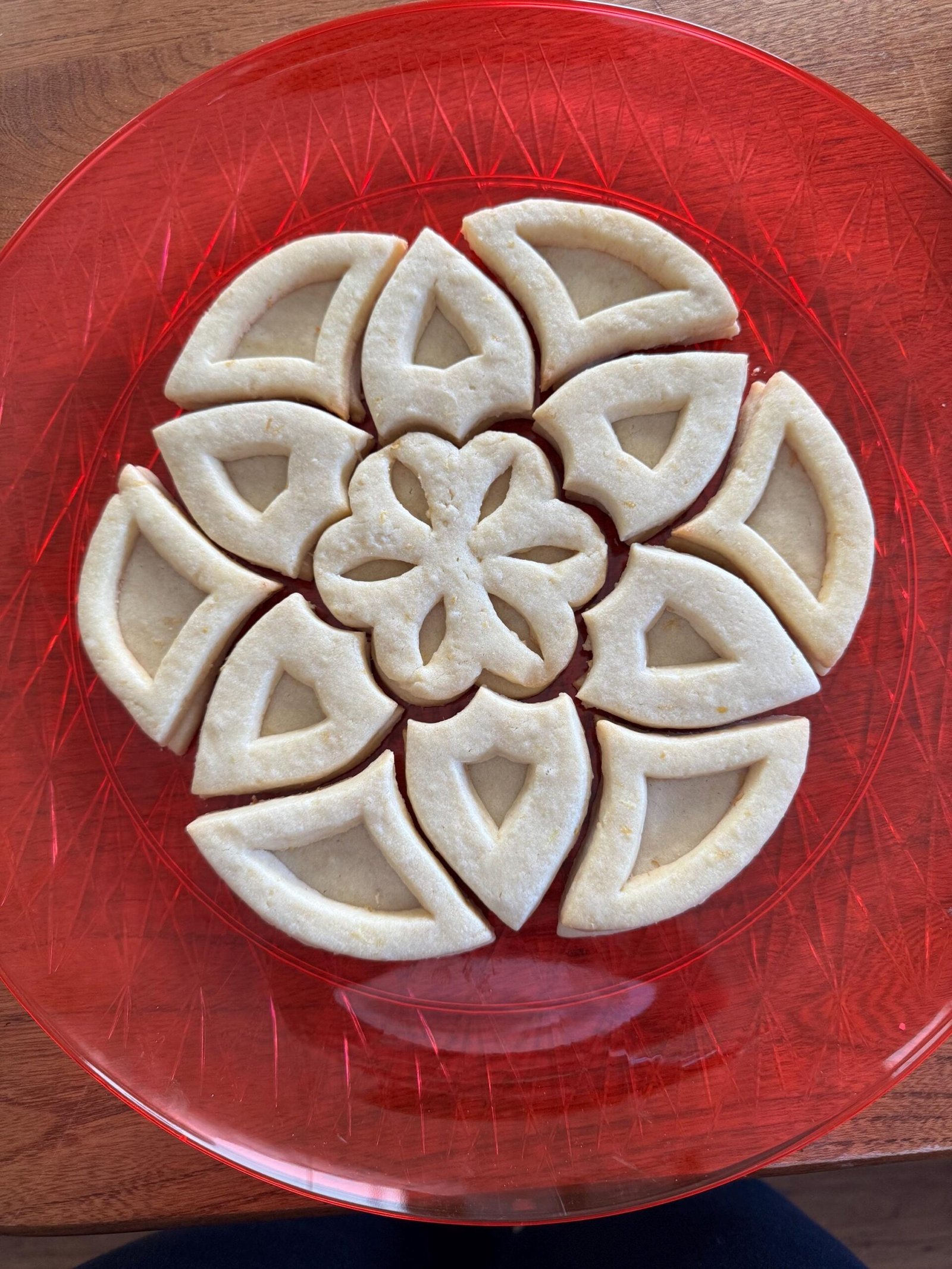 Flower Cookie Cutter Set For Linecké - Black - 1” Depth - Graduated Sizes - Plus Linecke Recipe! - Image 2