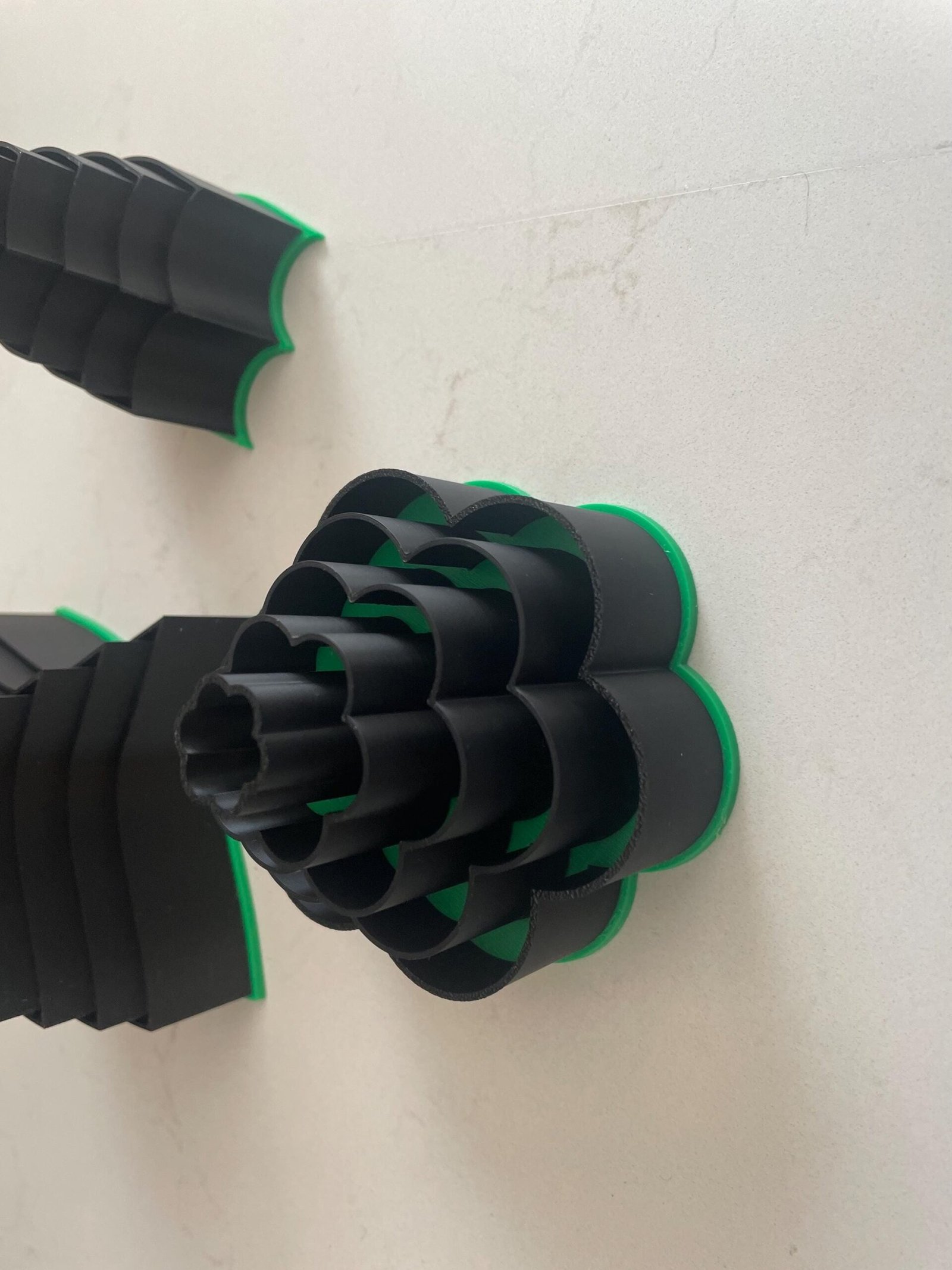 Flower Cookie Cutter Set For Linecké - Black - 1” Depth - Graduated Sizes - Plus Linecke Recipe! - Image 9