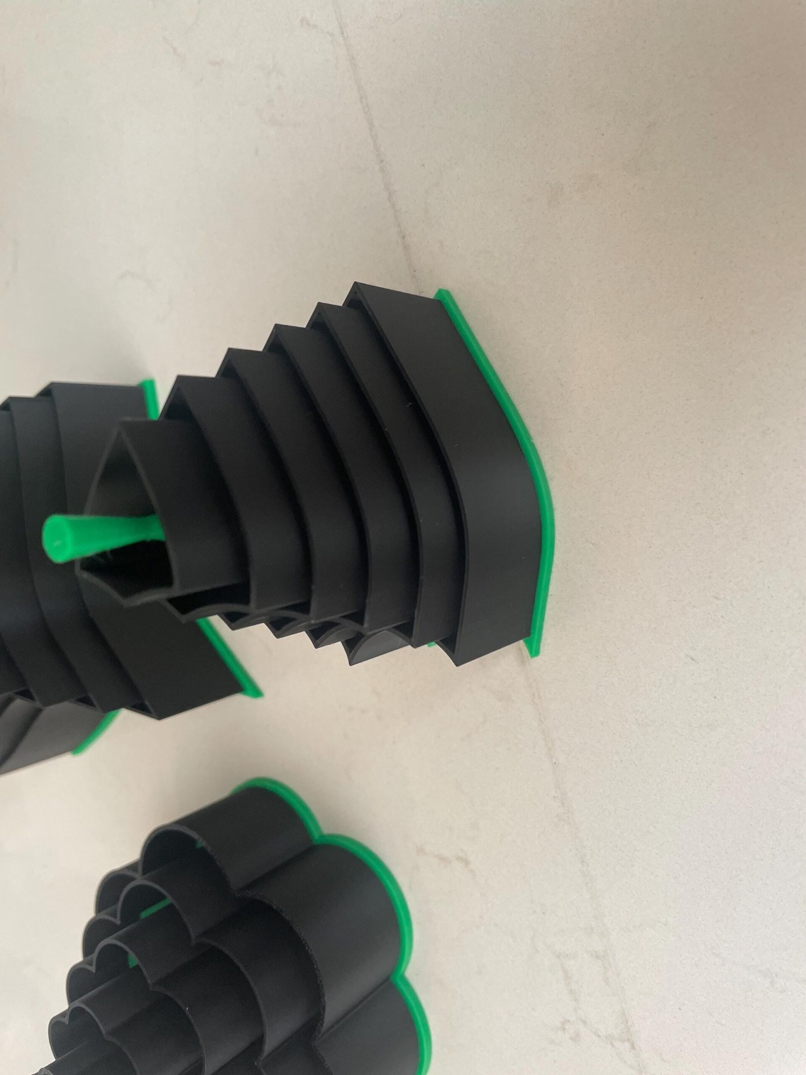 Flower Cookie Cutter Set For Linecké - Black - 1” Depth - Graduated Sizes - Plus Linecke Recipe! - Image 10