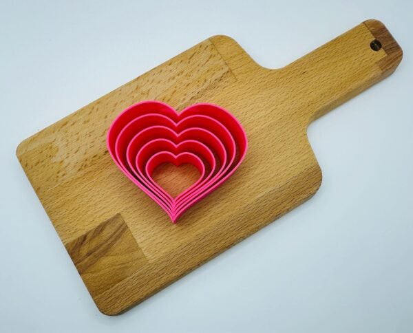 Valentines Day Graduated Heart Cookie Cutter Set - Plastic 5 Sizes, approximately 1.25” - 3.5”.  Pink PLA