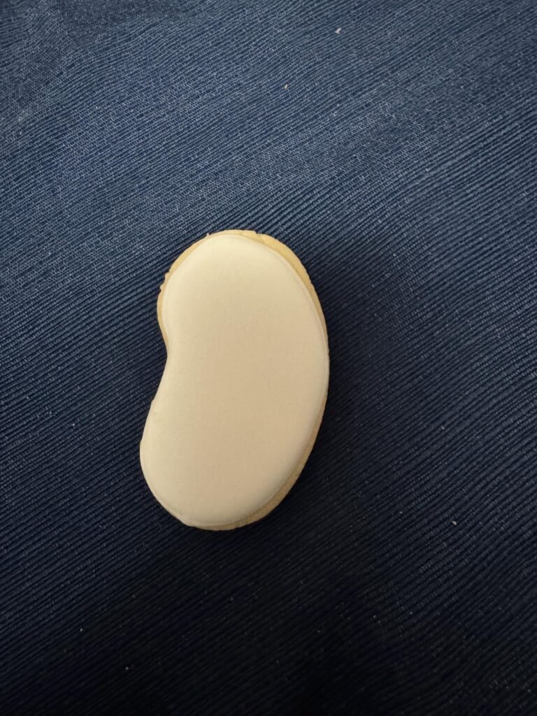 Jelly bean cookie made with Jelly Bean cookie cutter from Donlon Duo.