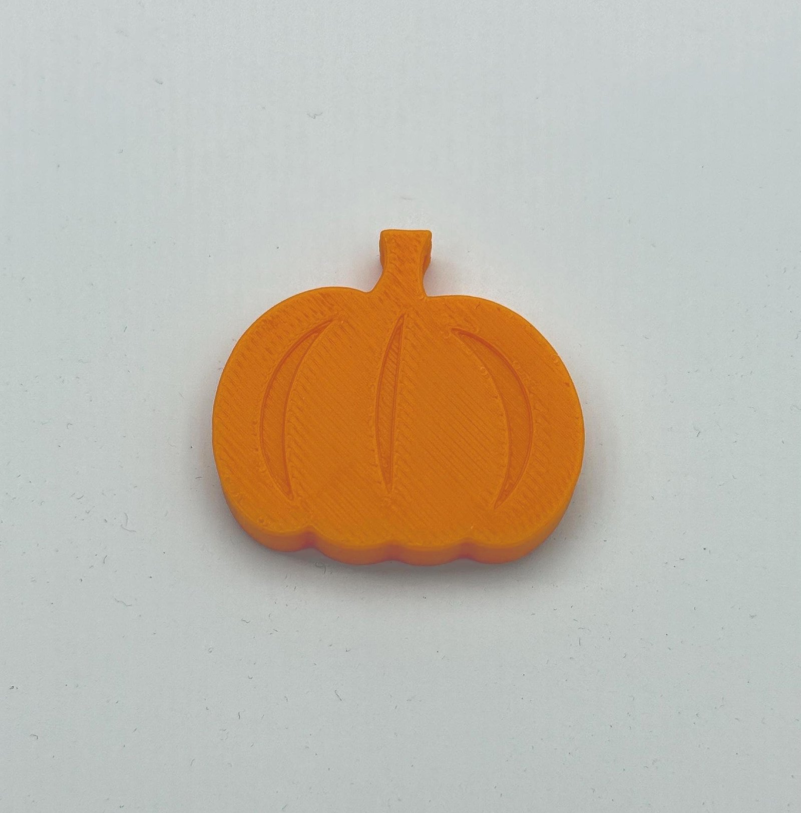 5pcs - Orange Pumpkin Bead - Center Piece - Fall Craft Idea For Children and Adults - 1.125" x 1.25" x .25" - .125" Thru Hole