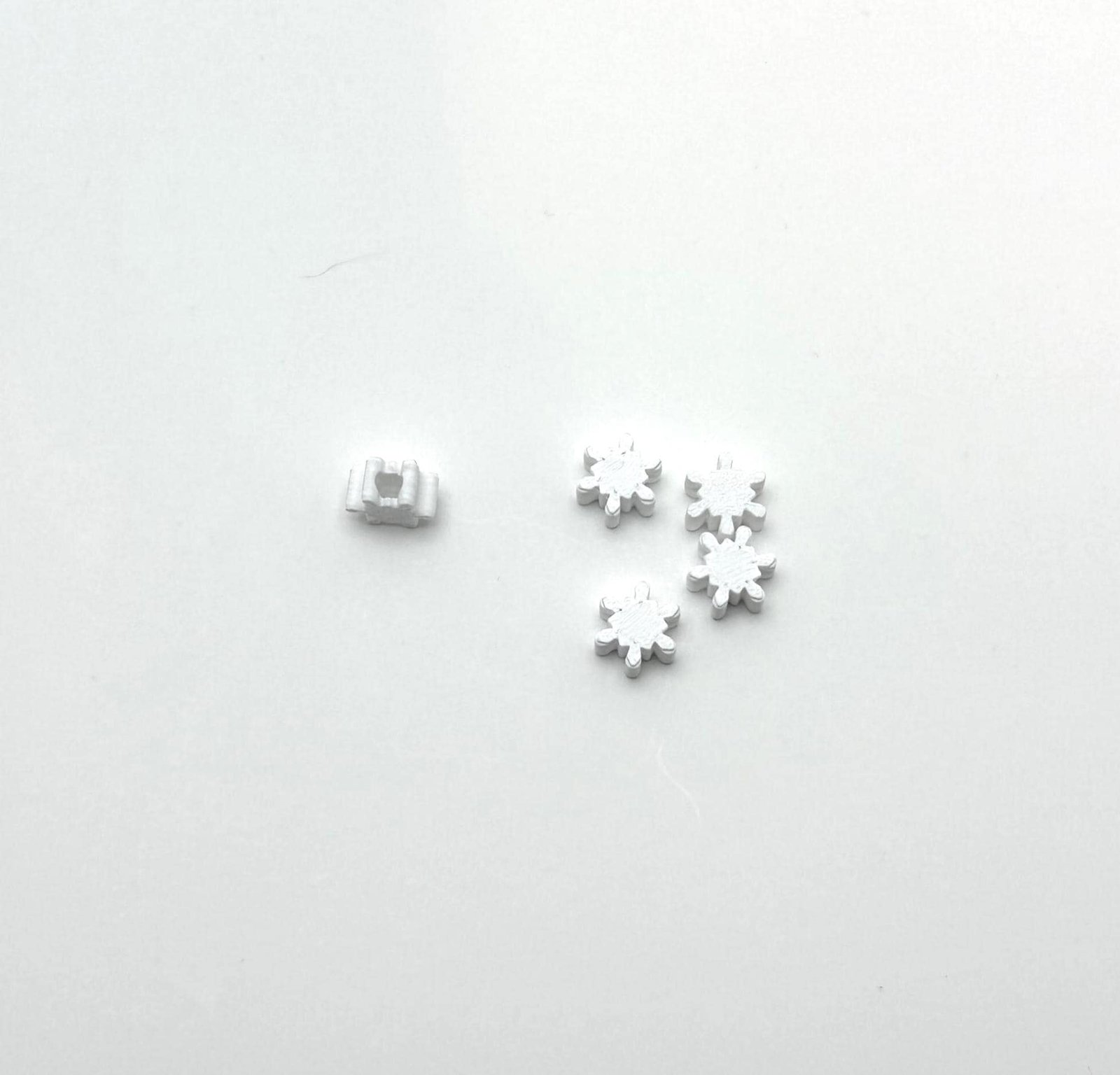 50pcs - Snowflake Bead Type 2- necklace and Bracelet Beads - Kids Crafts