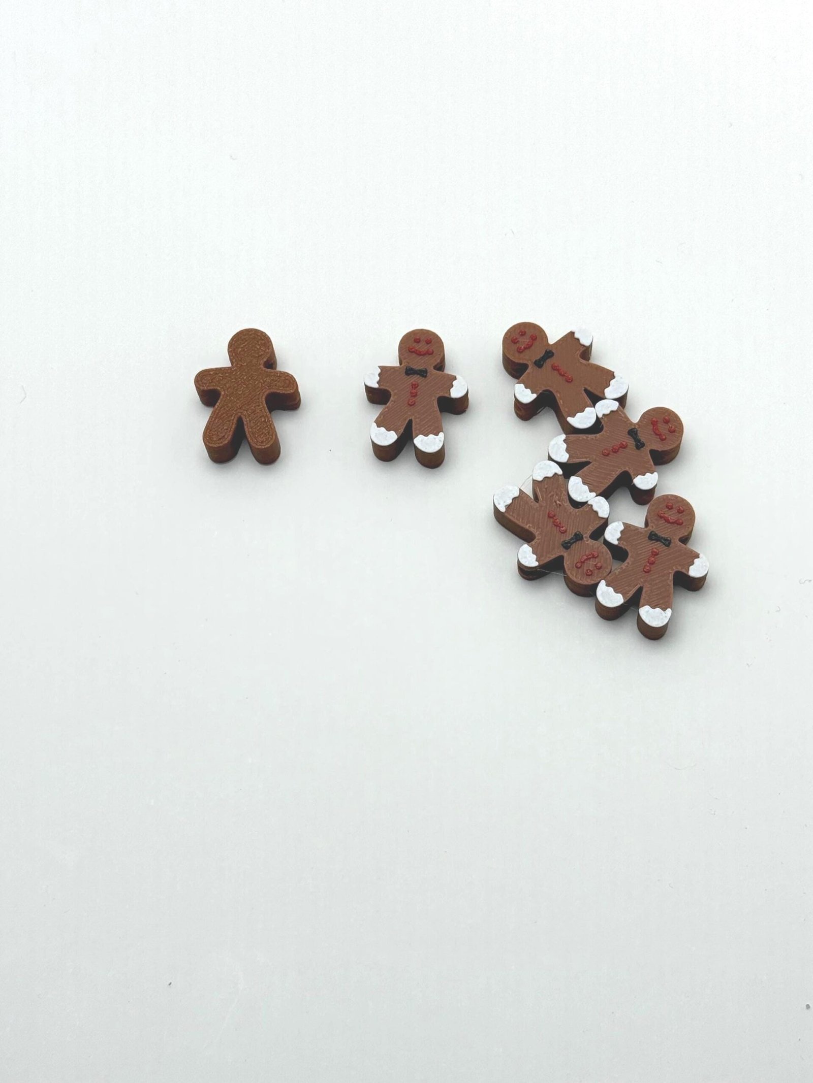 50pcs - Colorful Gingerbread Man - necklace and Bracelet Beads - Kids Crafts - Image 3